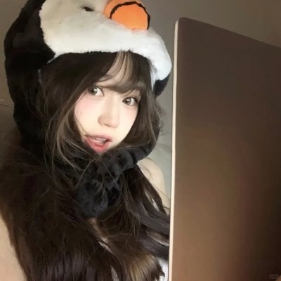 年轻女子